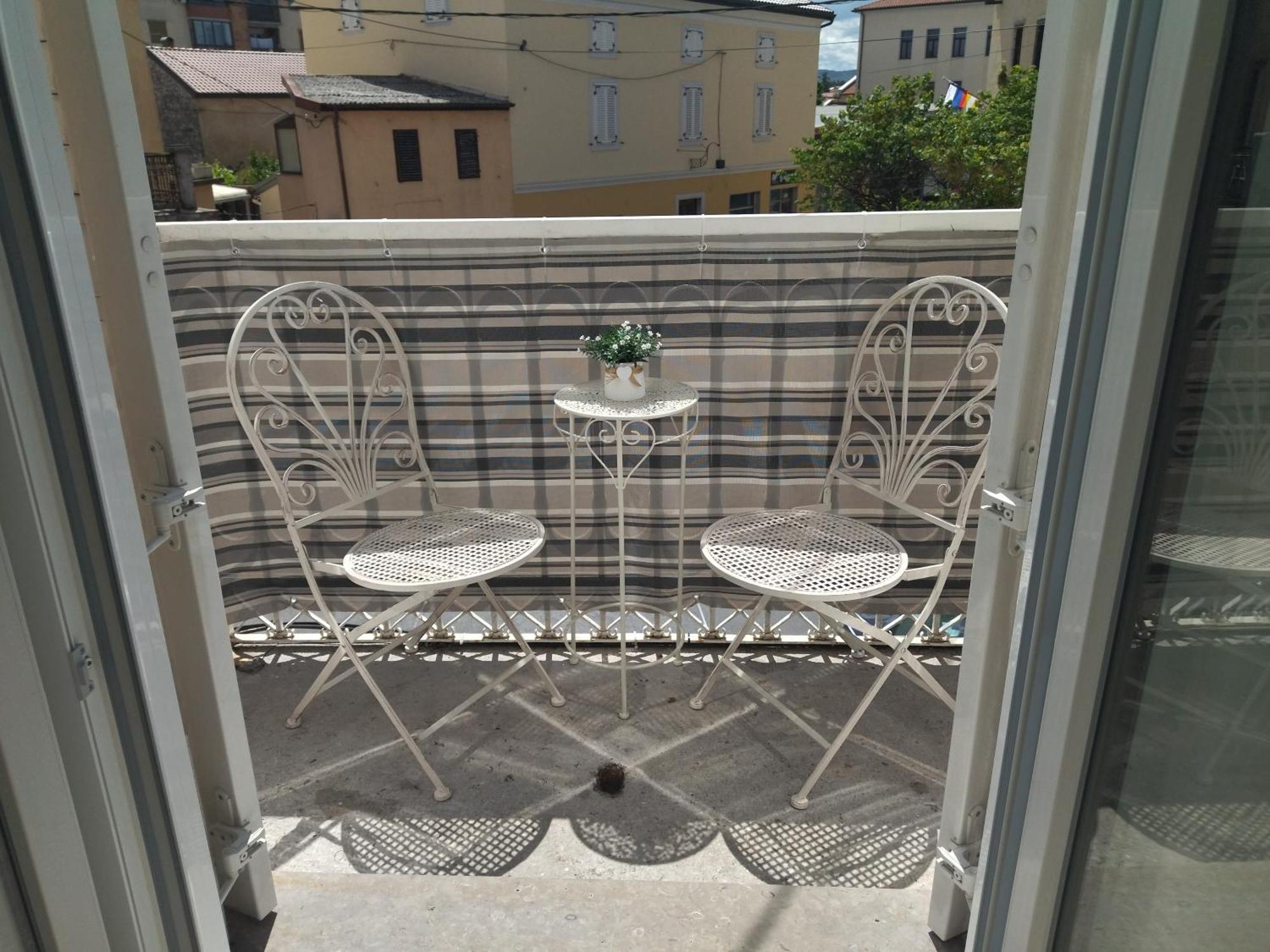 Apartments B&M Sežana Zewnętrze zdjęcie